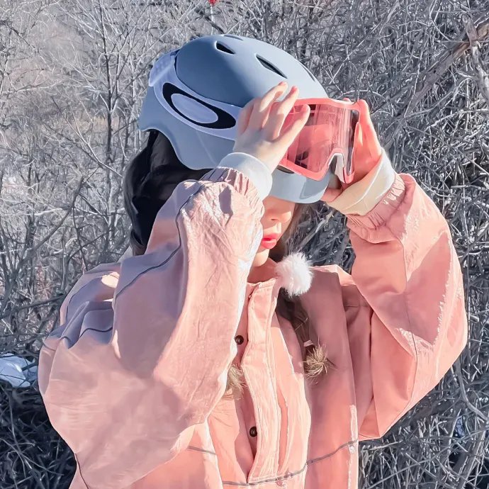 纯真小镇的夫人